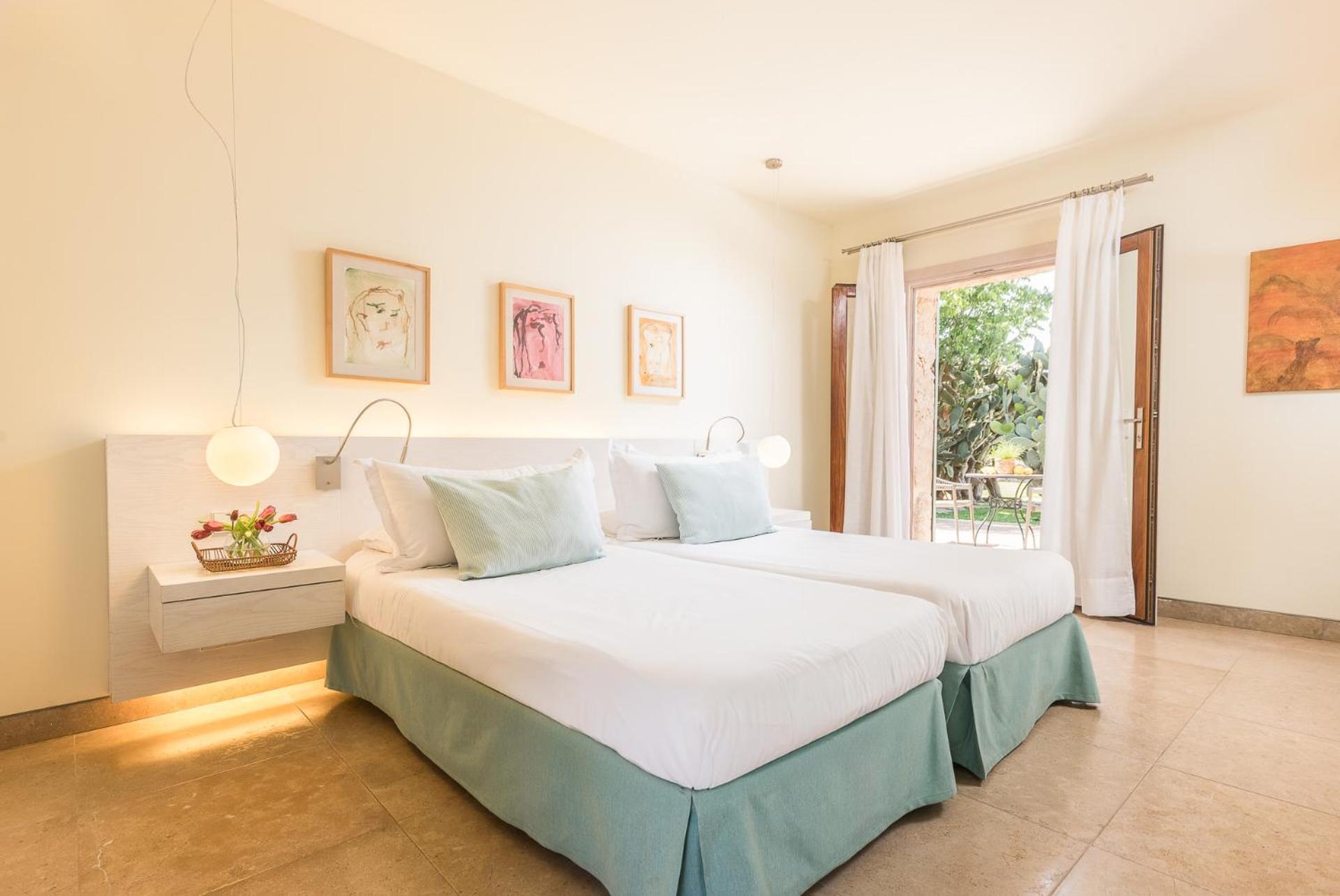 Hotel Sa Franquesa Nova Vilafranca De Bonany Bagian luar foto